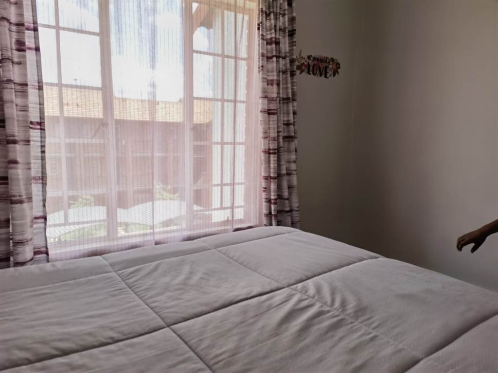 1 Bed Apartment in Wolmer photo number 5