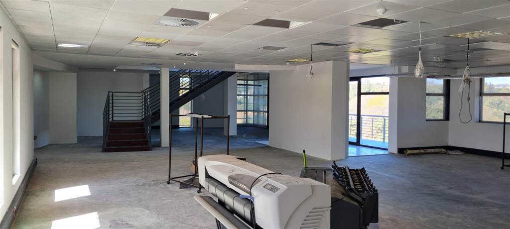 536  m² Office Space in Melrose Arch photo number 5