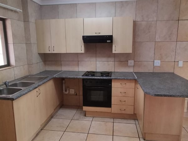 2 Bedroom Flat 2 Bedroom Flat
