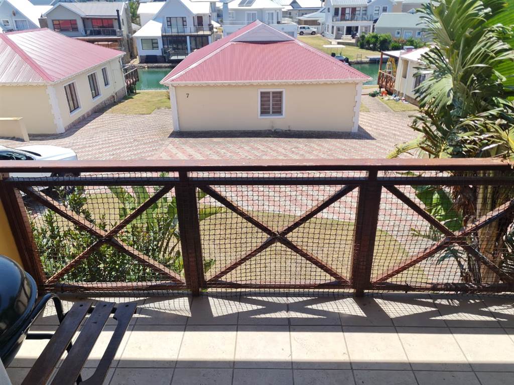 2 Bed Apartment in Marina Martinique photo number 15