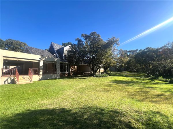5 Bedroom House 5 Bedroom House