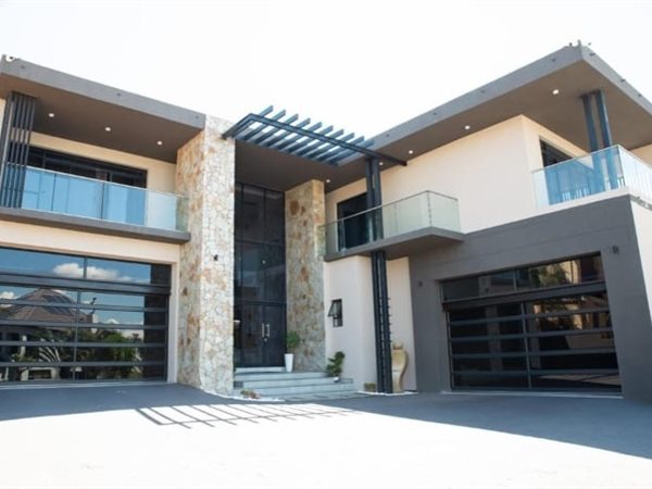 6 Bedroom House 6 Bedroom House
