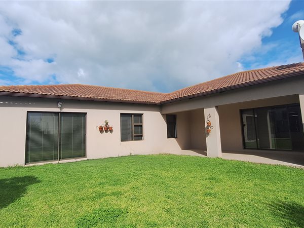 4 Bedroom House 4 Bedroom House