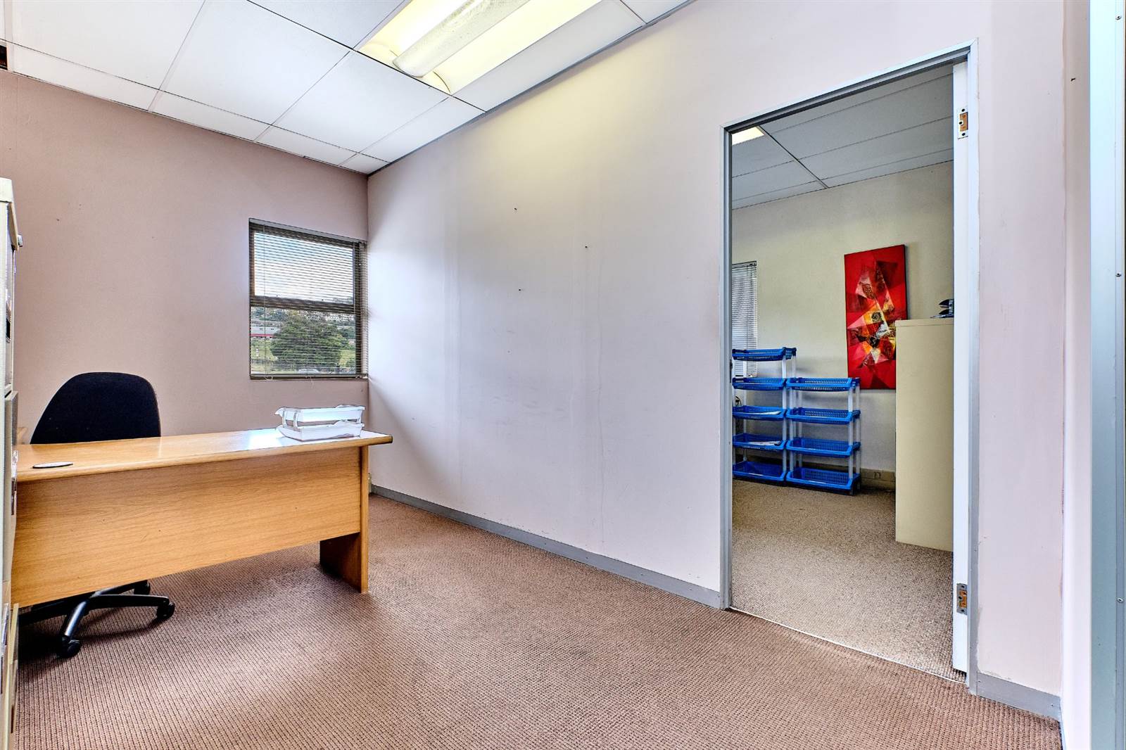 300  m² Office Space in Weltevreden Park photo number 9