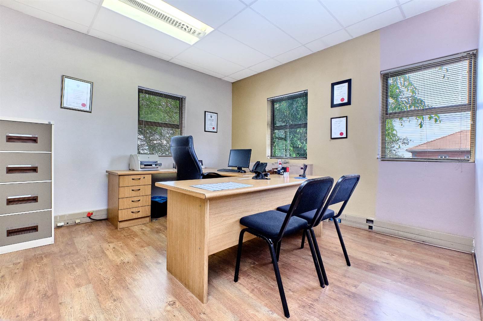 300  m² Office Space in Weltevreden Park photo number 6