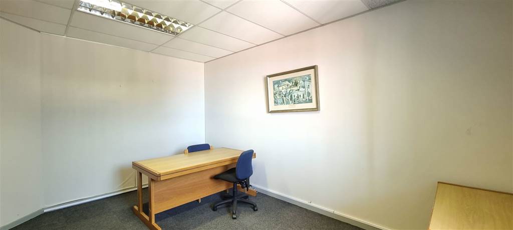 Office space in Port Shepstone photo number 3