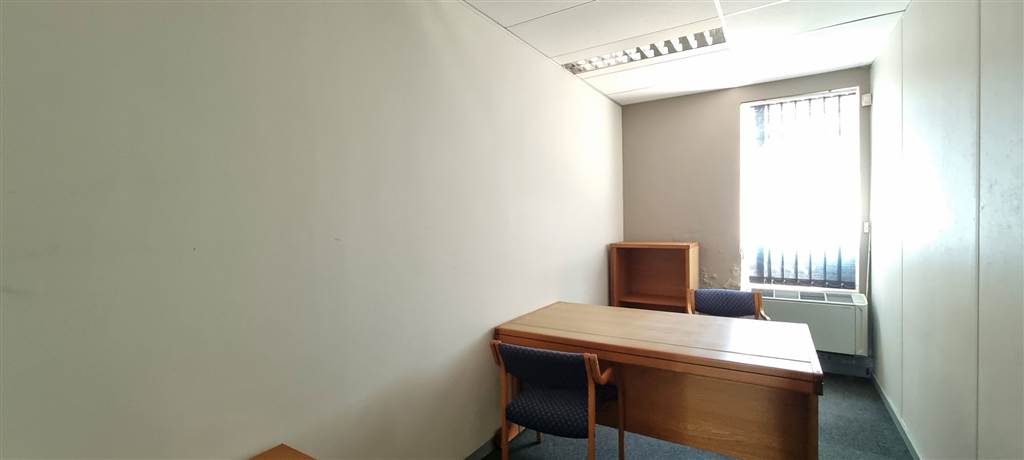 Office space in Port Shepstone photo number 4