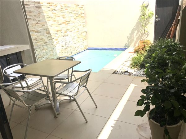 2 Bedroom Duplex 2 Bedroom Duplex