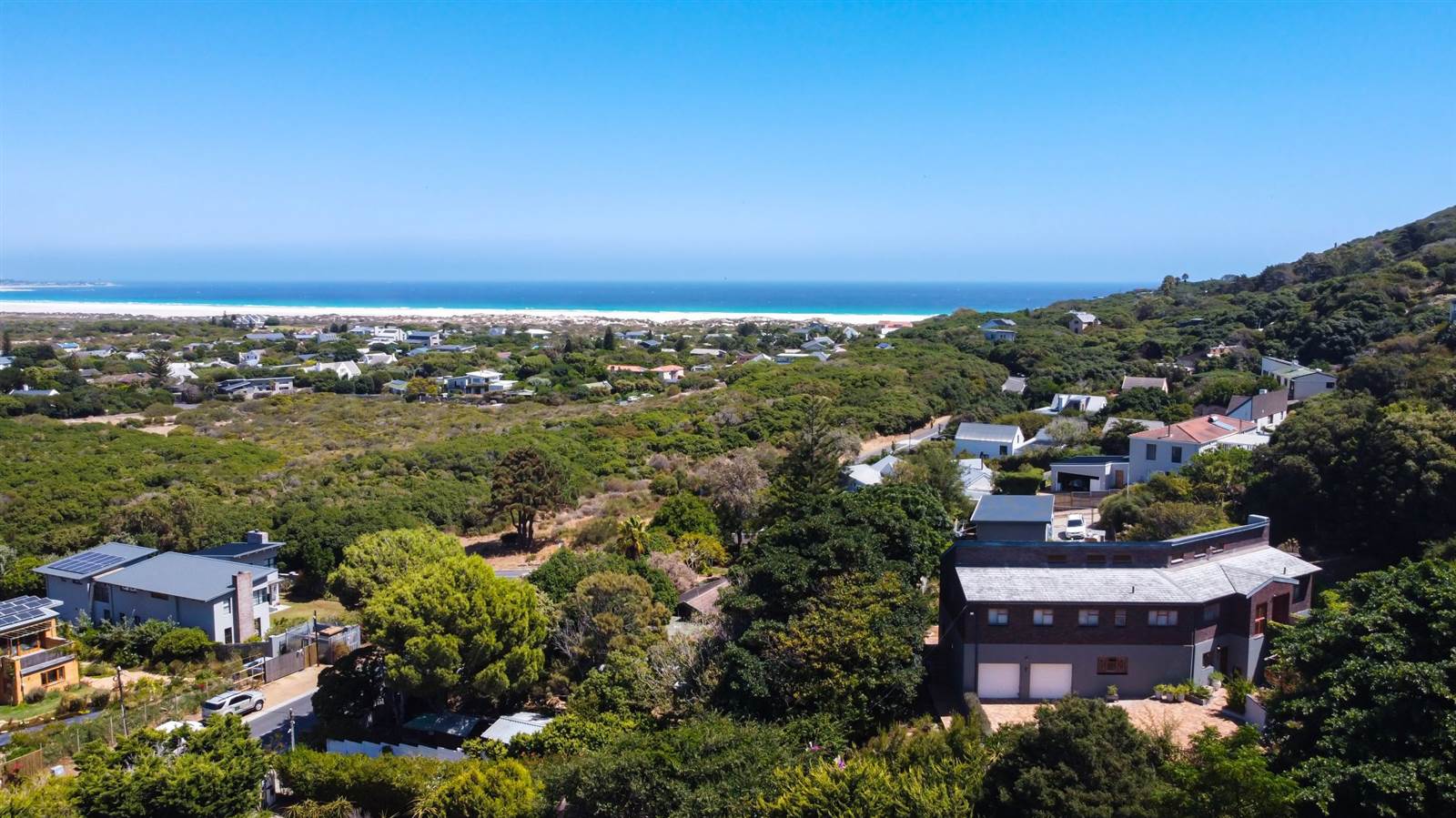 1223 m² Land available in Noordhoek photo number 2