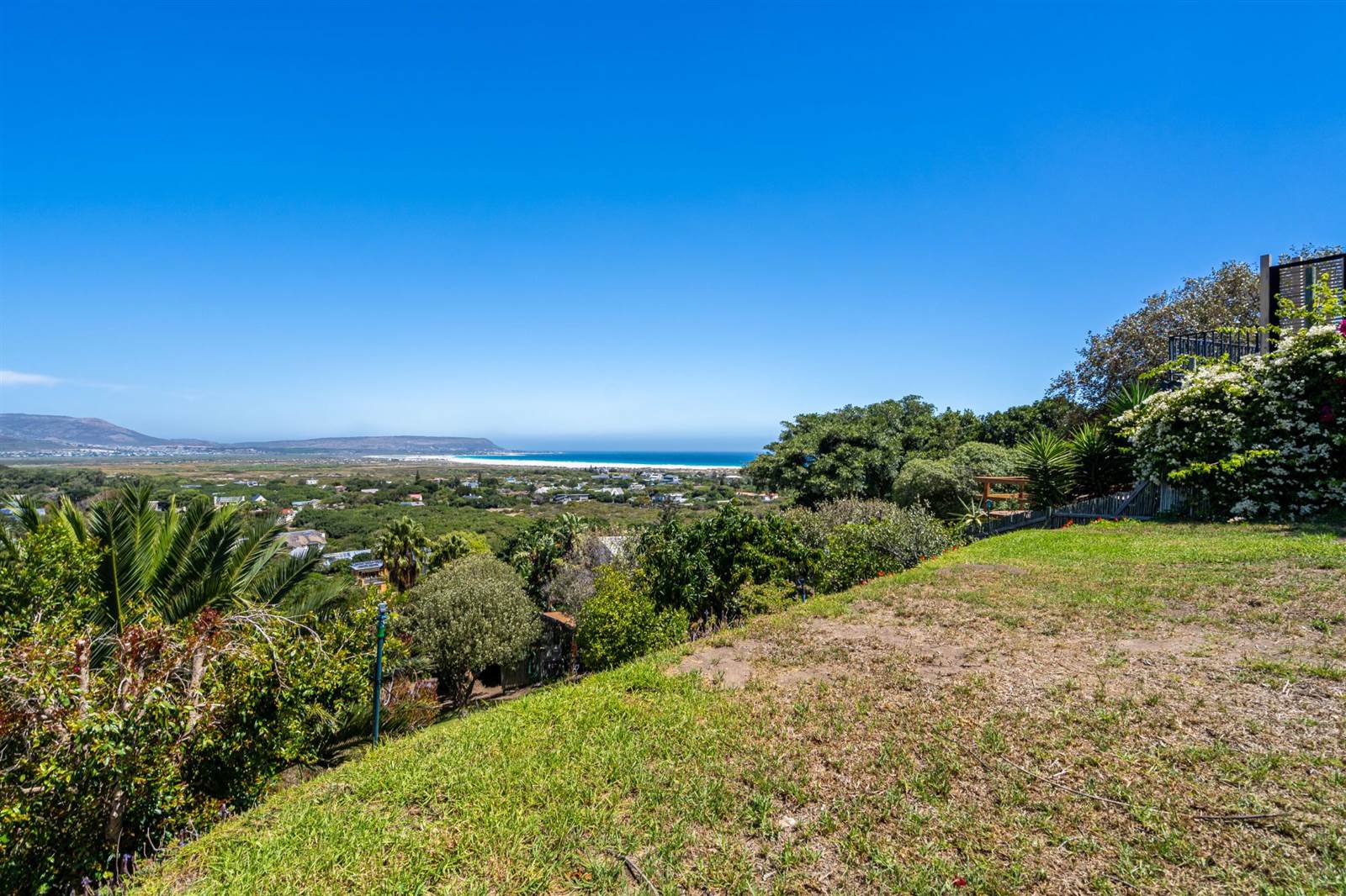 1223 m² Land available in Noordhoek photo number 16
