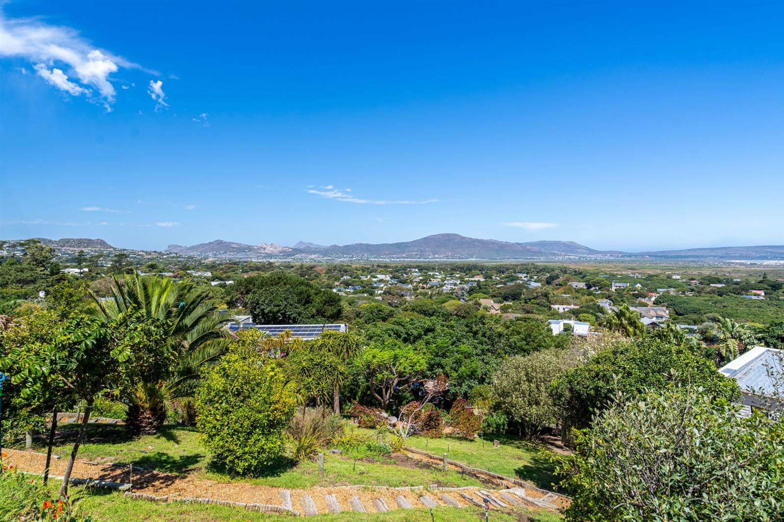 1223 m² Land available in Noordhoek photo number 19