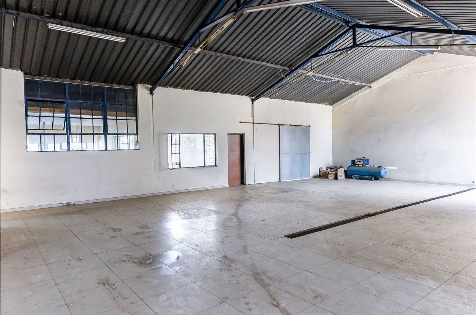 2600  m² Commercial space in Vanderbijlpark NW photo number 25
