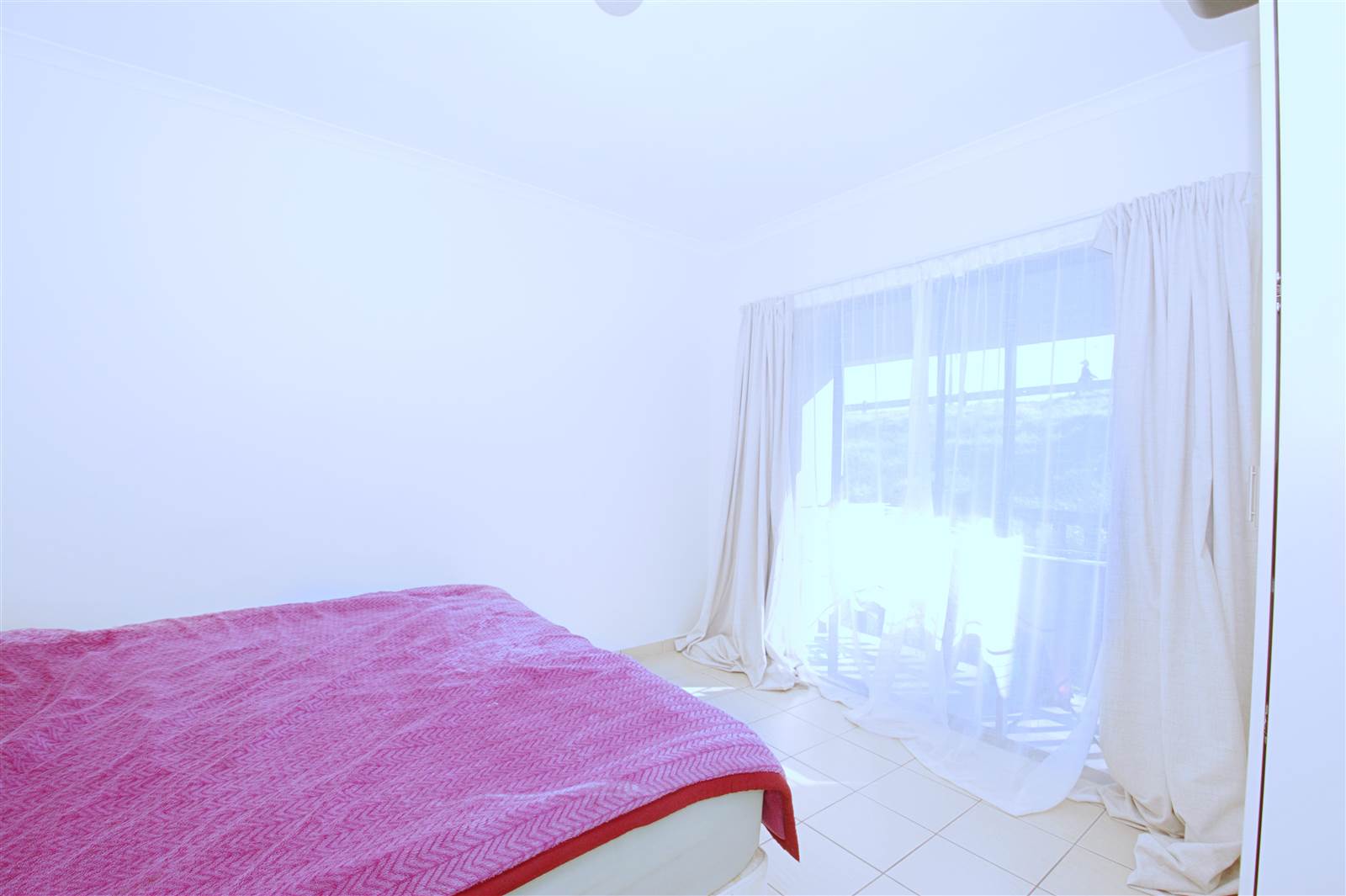 2 Bed Apartment in Parklands East photo number 6