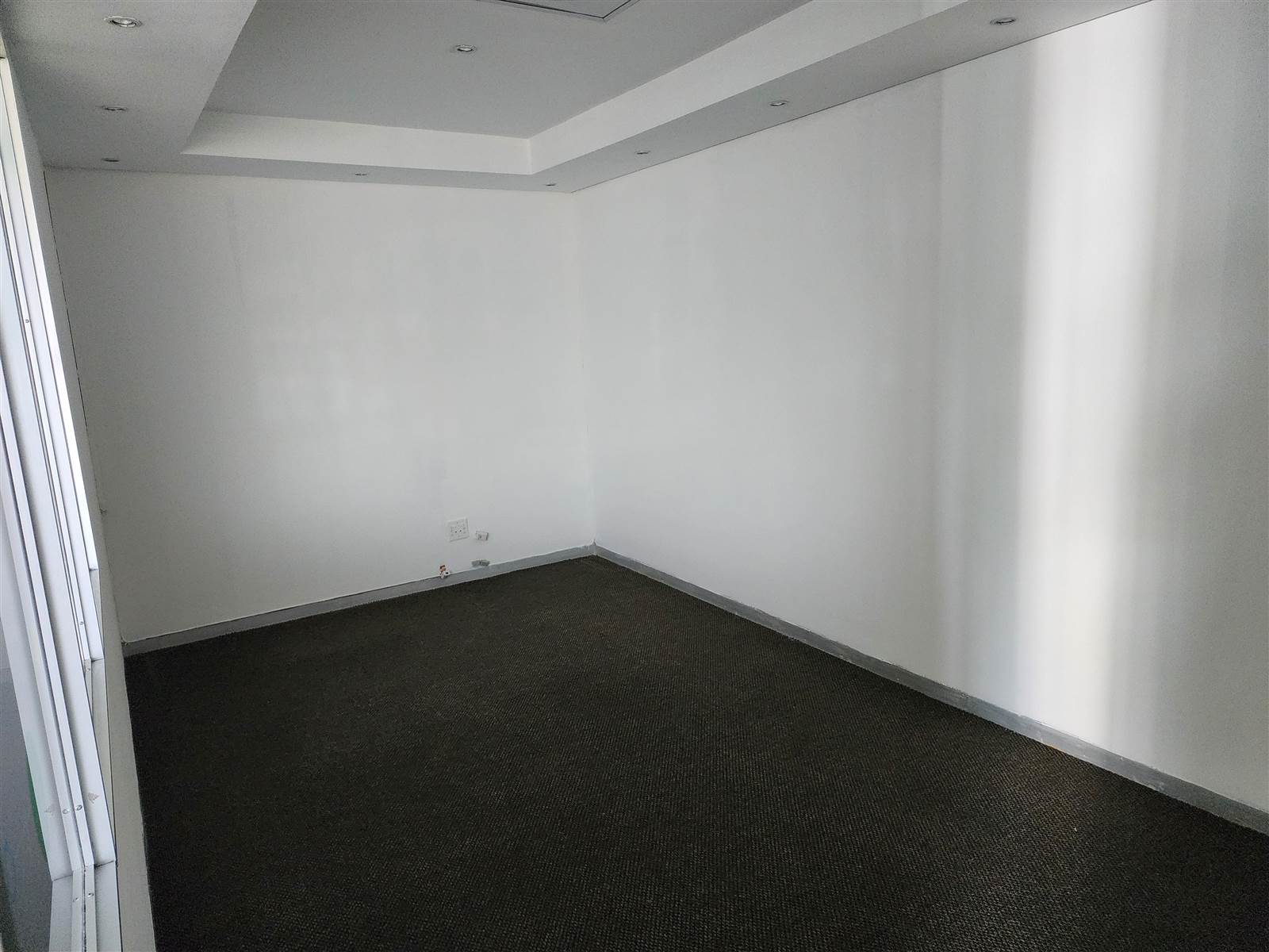 142  m² Commercial space in Claremont photo number 9