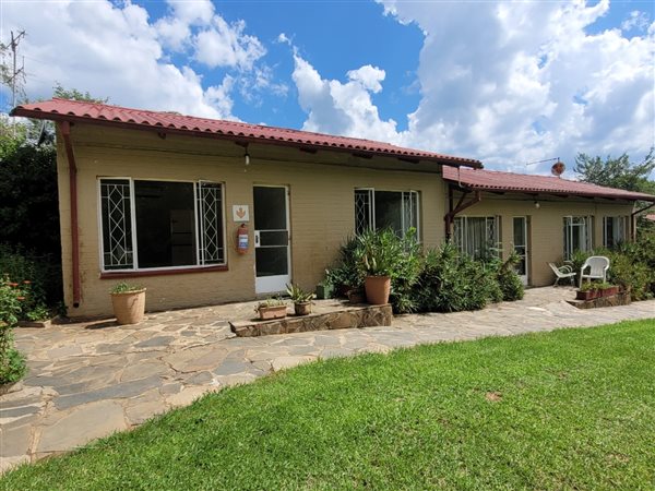 1 Bedroom Flat 1 Bedroom Flat