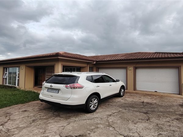 4 Bedroom House 4 Bedroom House
