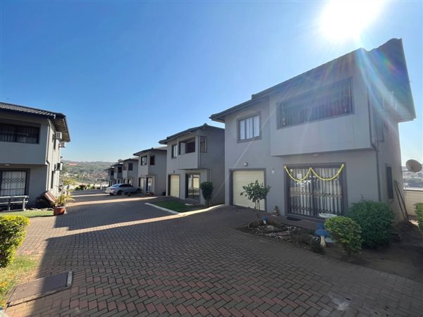 3 Bed Townhouse in Metcalfe Park