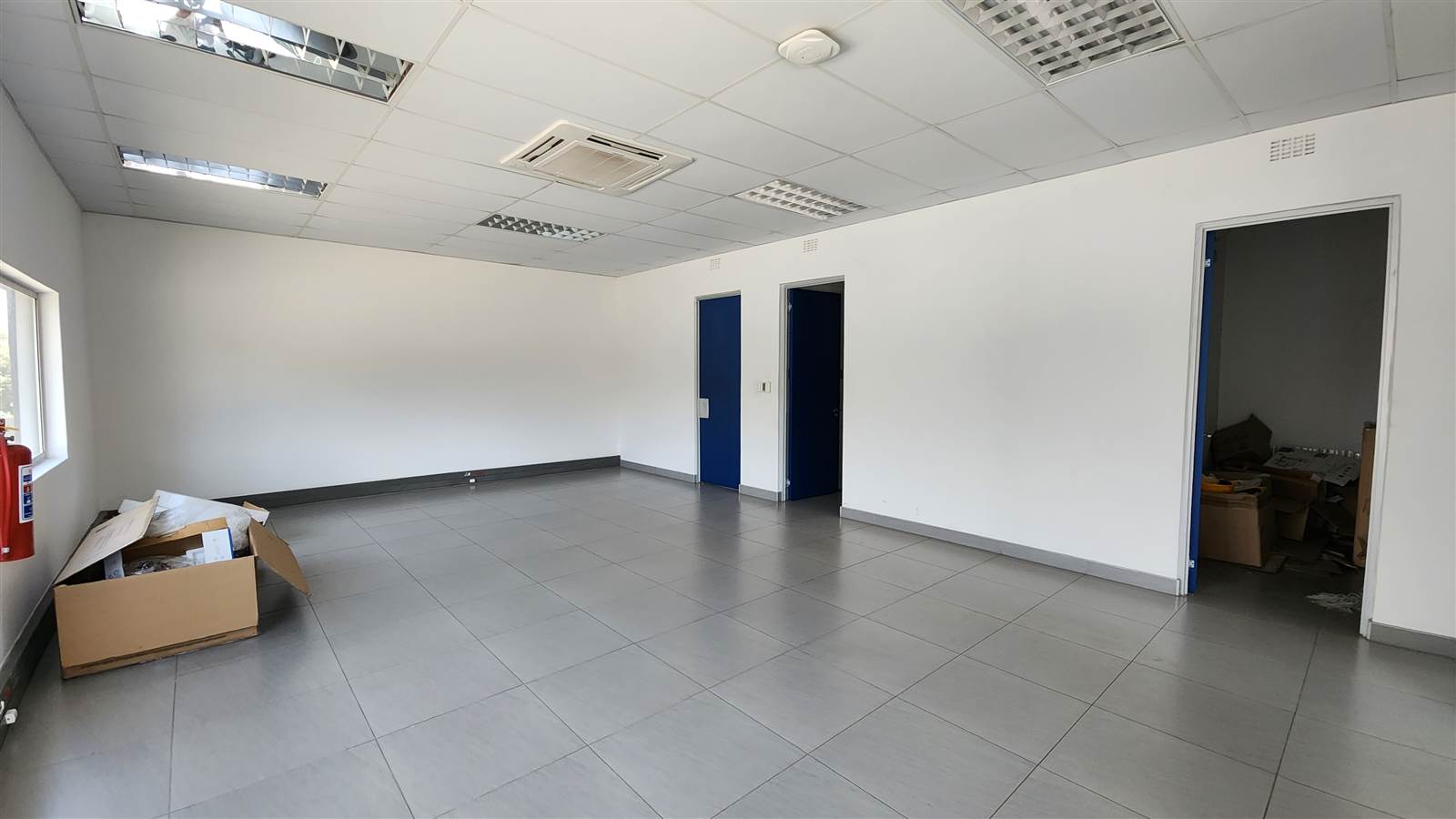 1105  m² Industrial space in Spartan photo number 18