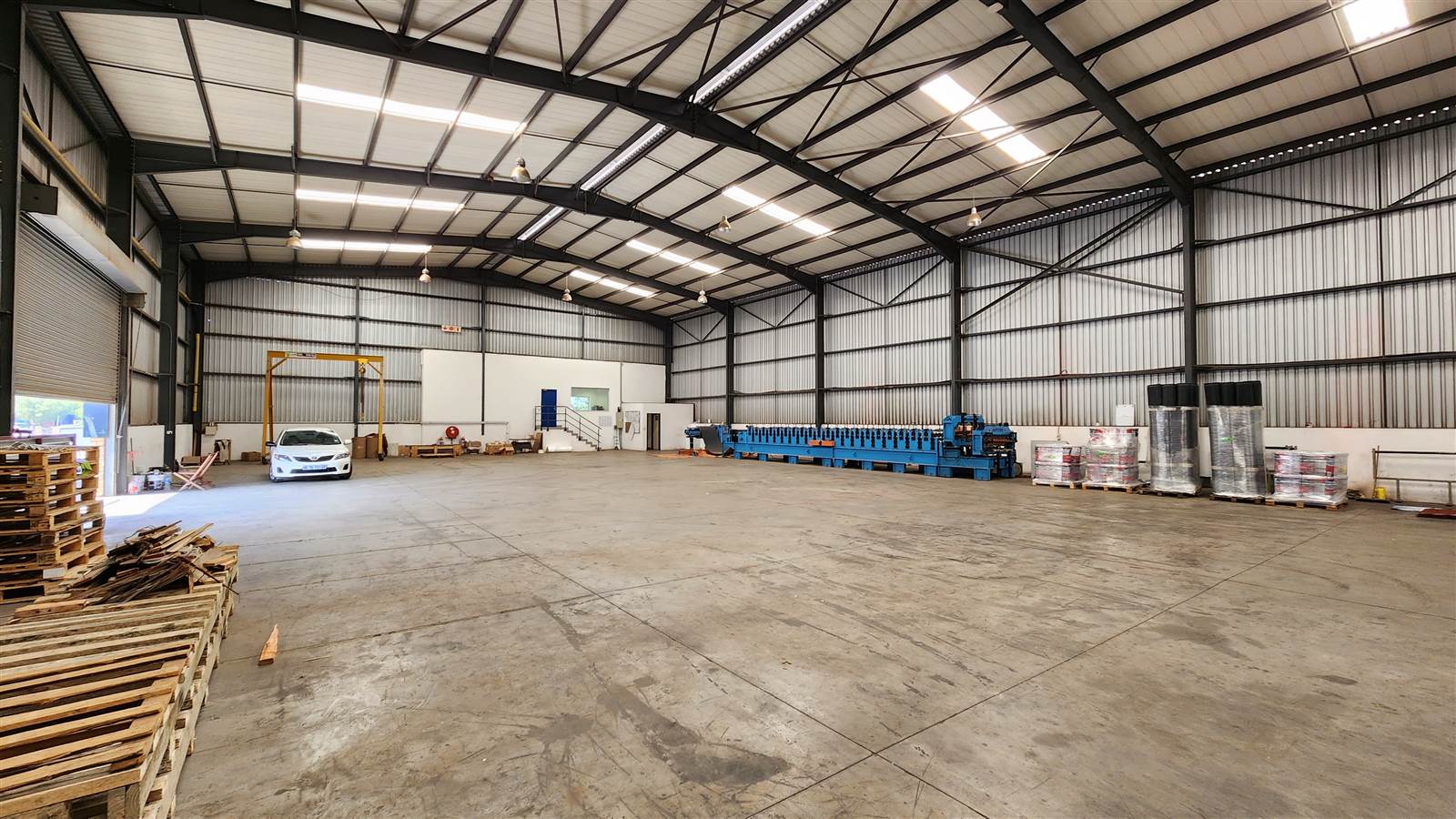 1105  m² Industrial space in Spartan photo number 9