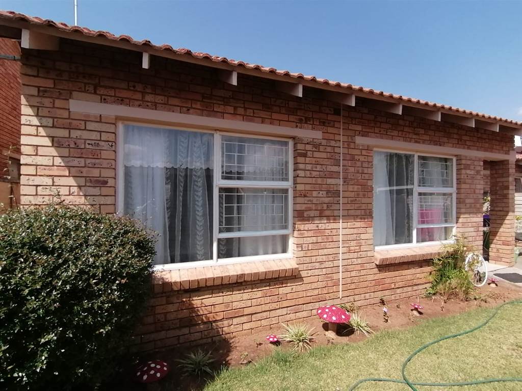 3 Bed Townhouse in Quaggafontein photo number 22