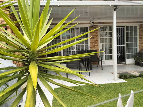 2 Bedroom Townhouse 2 Bedroom Townhouse