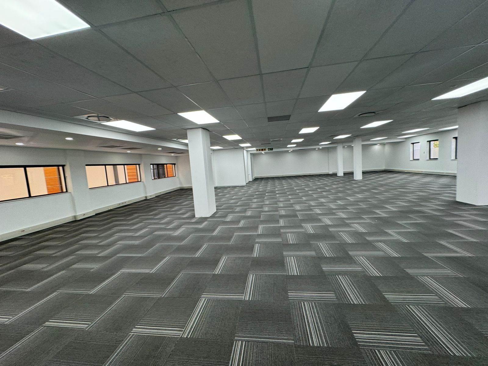 697  m² Commercial space in Rivonia photo number 29