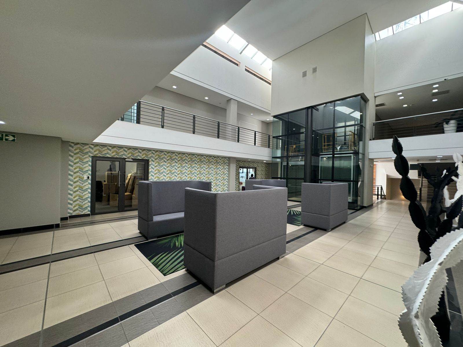 697  m² Commercial space in Rivonia photo number 16