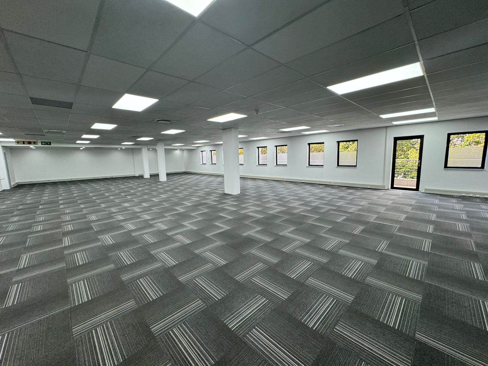 697  m² Commercial space in Rivonia photo number 30