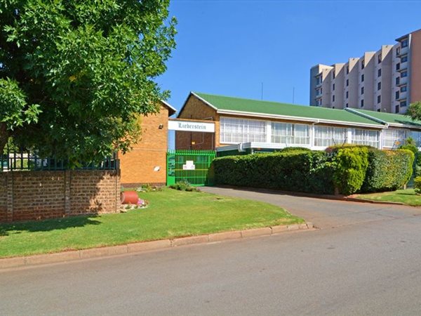 2 Bedroom Townhouse 2 Bedroom Townhouse