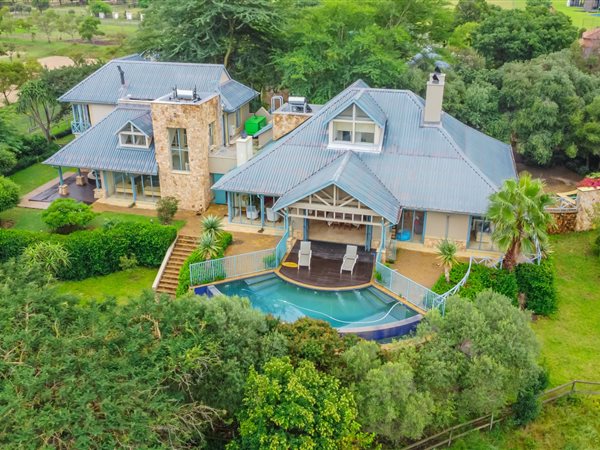 4 Bedroom House 4 Bedroom House