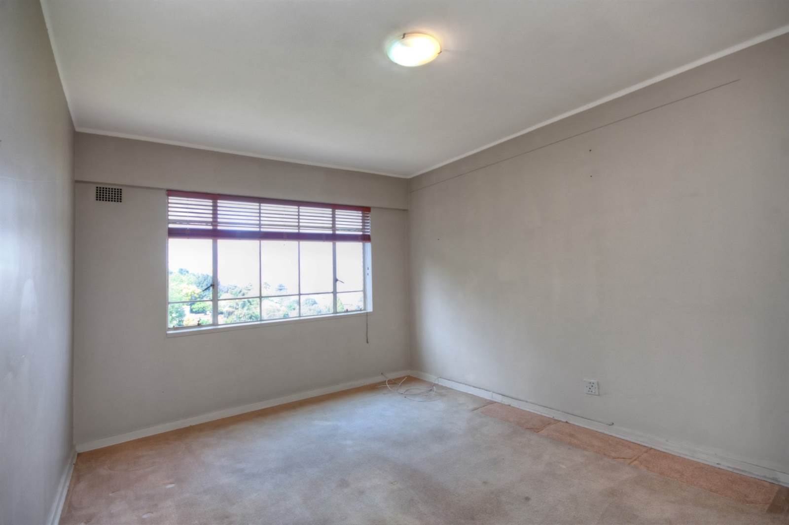 2 Bed Apartment in Linksfield Ridge photo number 13