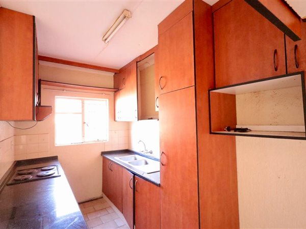 4 Bedroom Townhouse 4 Bedroom Townhouse