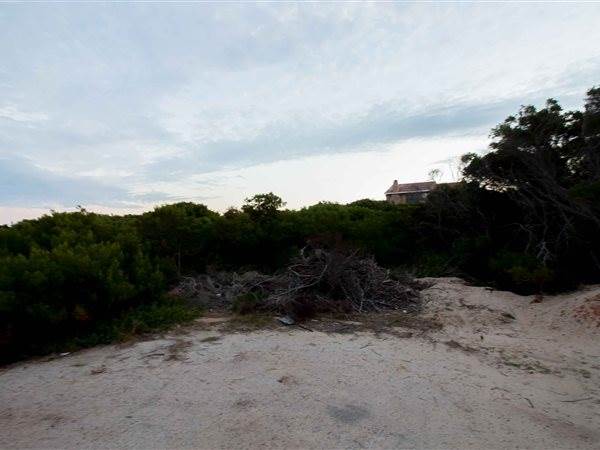 798 m² Land available in Paradise Beach photo number 2