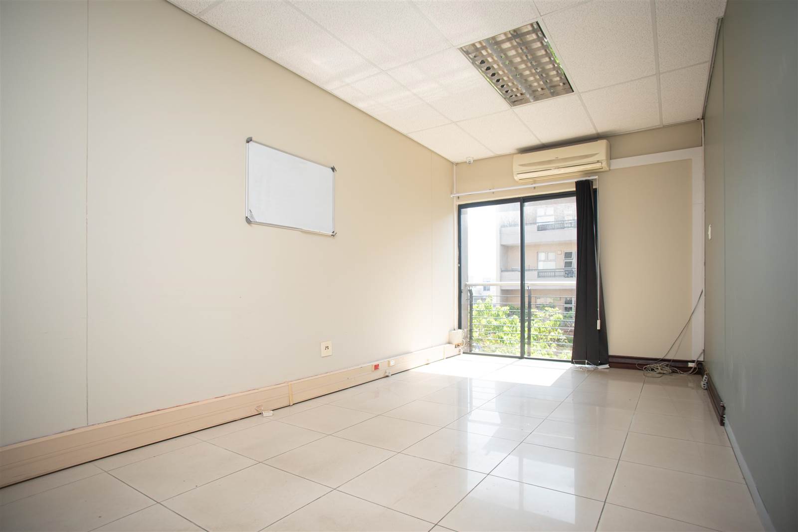 60  m² Commercial space in Umhlanga Ridge photo number 2