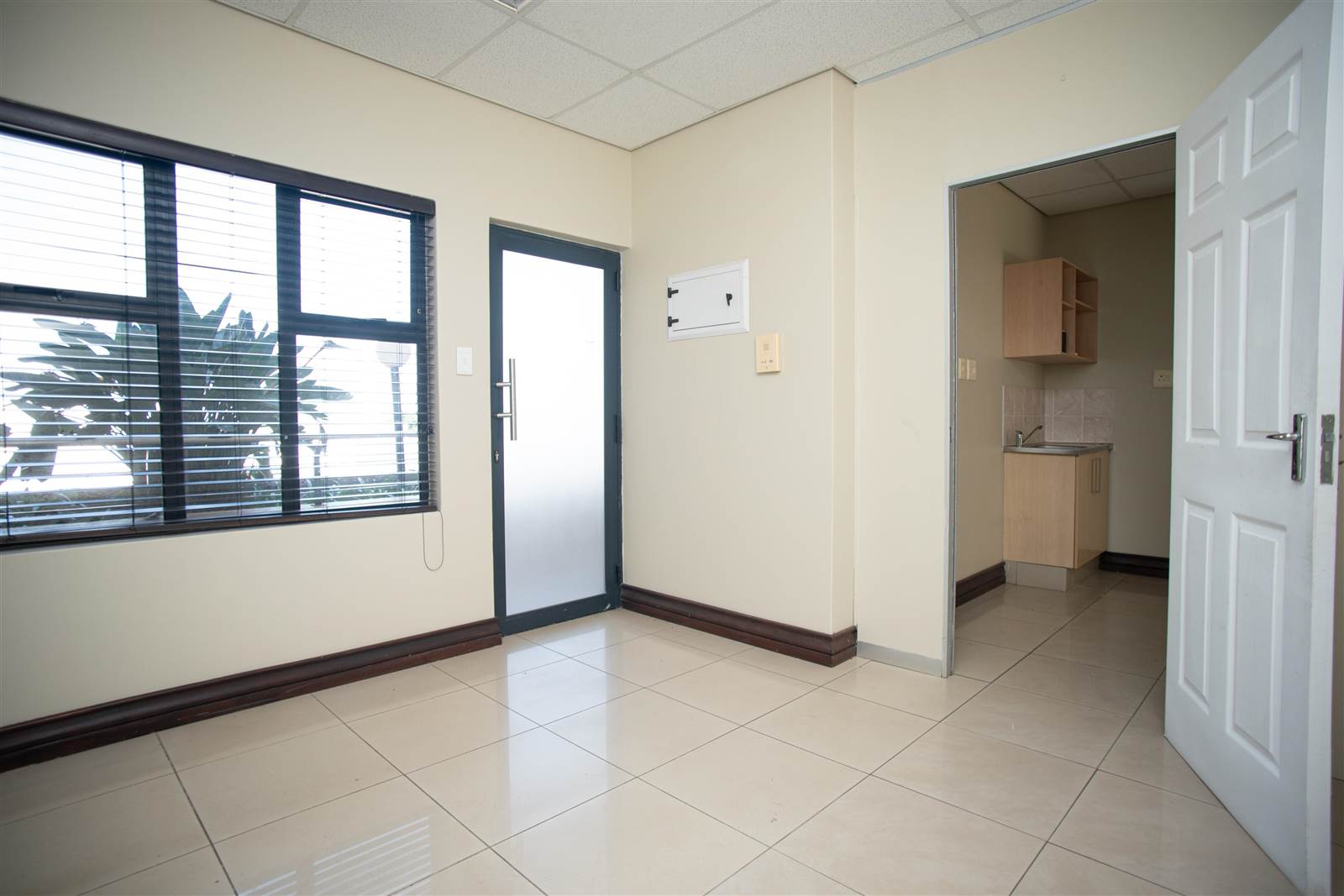 60  m² Commercial space in Umhlanga Ridge photo number 8