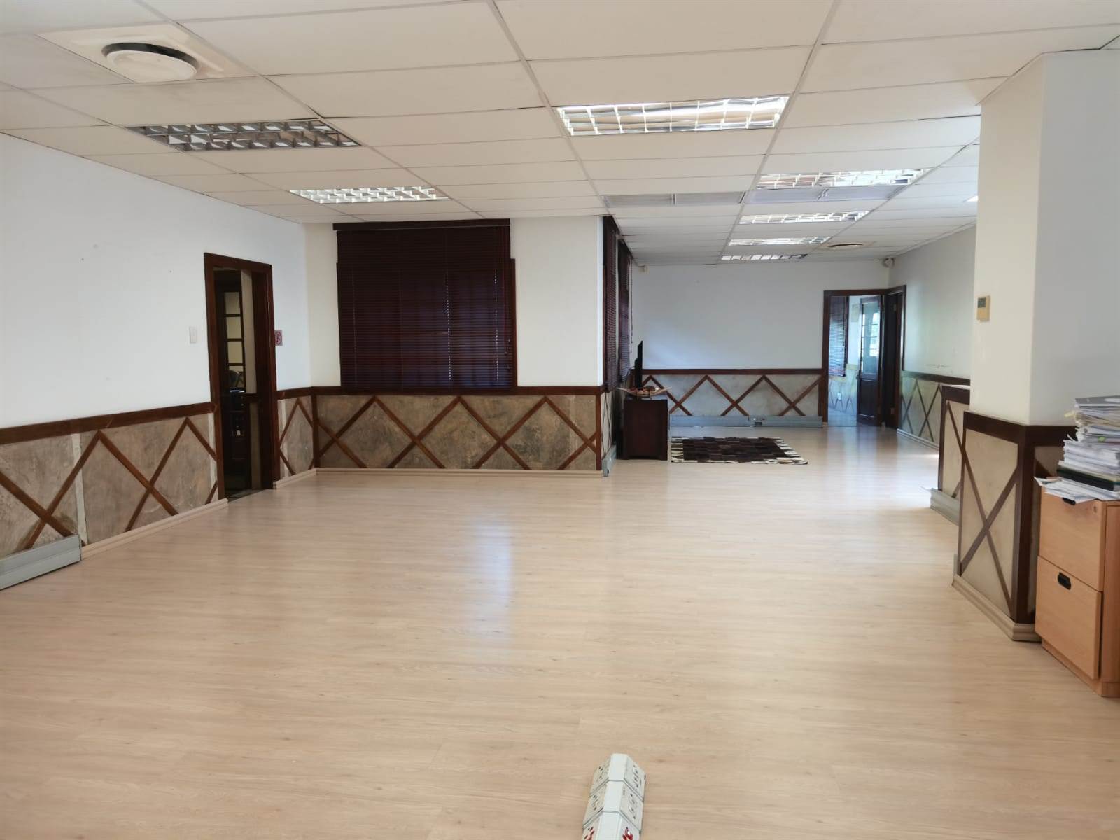 600  m² Commercial space in Durban North photo number 15