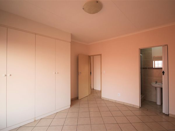 2 Bed Apartment