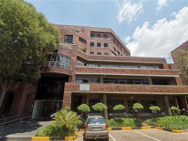 435.899993896484  m² Commercial space in Parktown