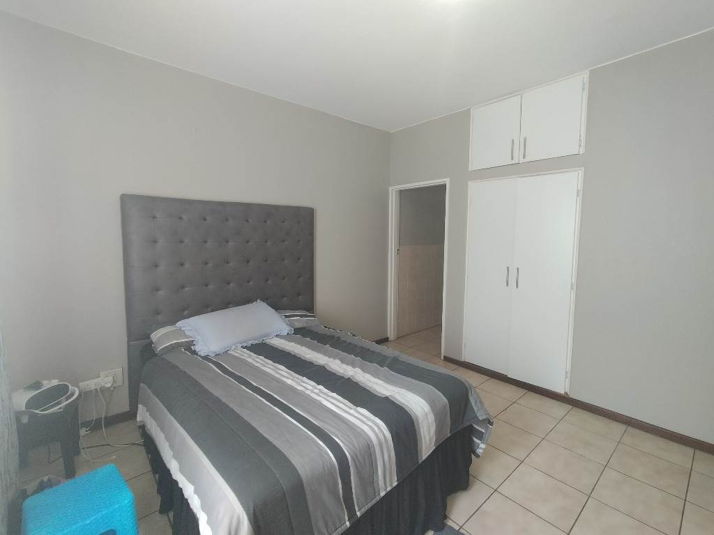 1 Bed Apartment in Scottsville photo number 7