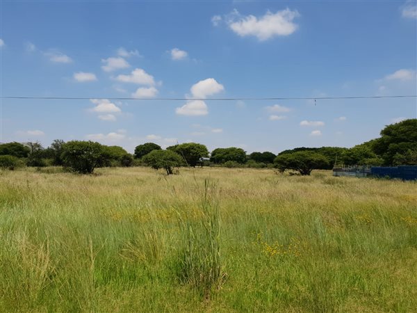 8652 m² Land available in Brits