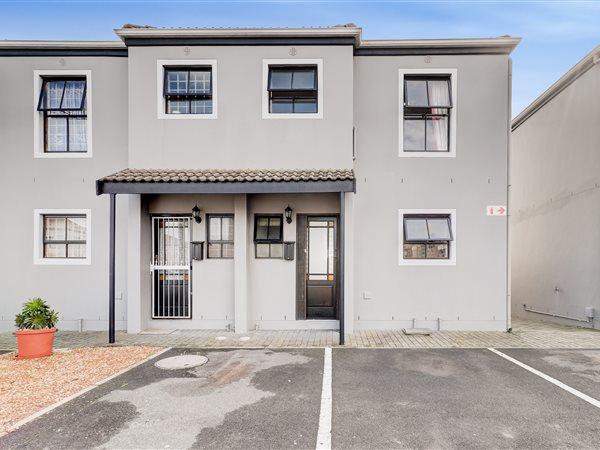 2 Bed Townhouse