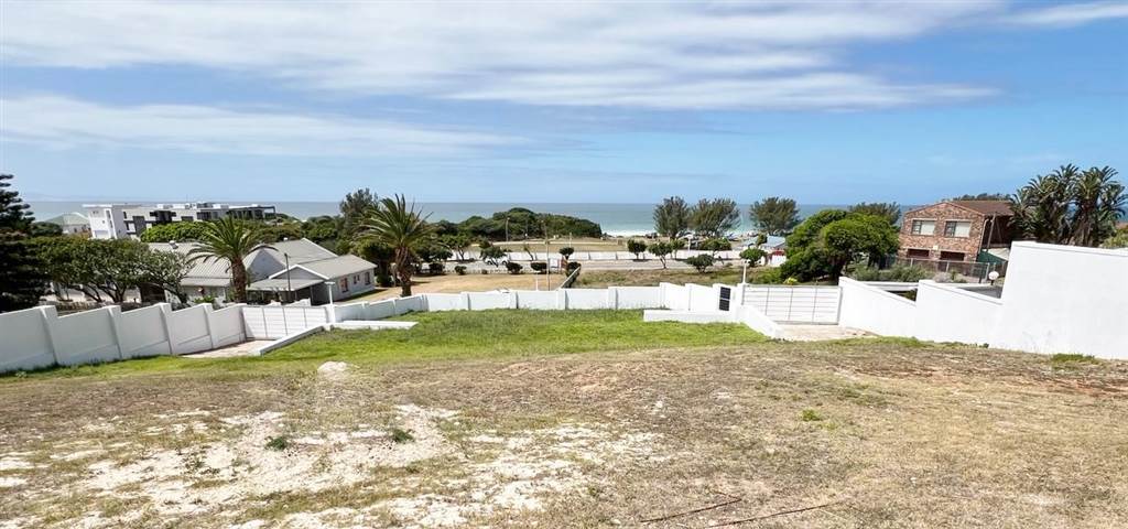 1393 m² Land available in Jeffreys Bay photo number 1