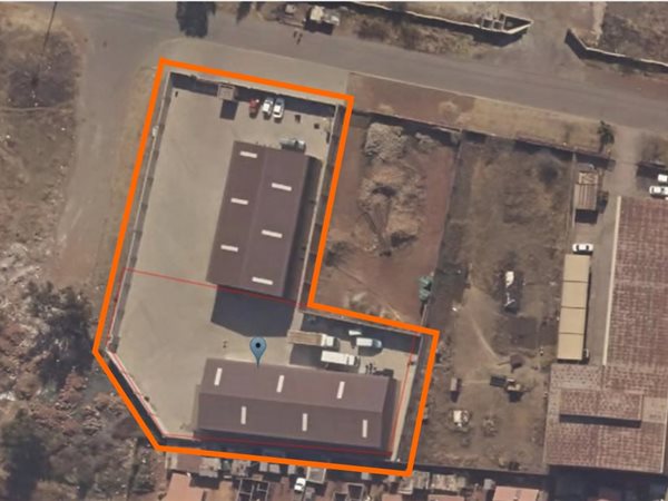900  m² Industrial space in Alrode