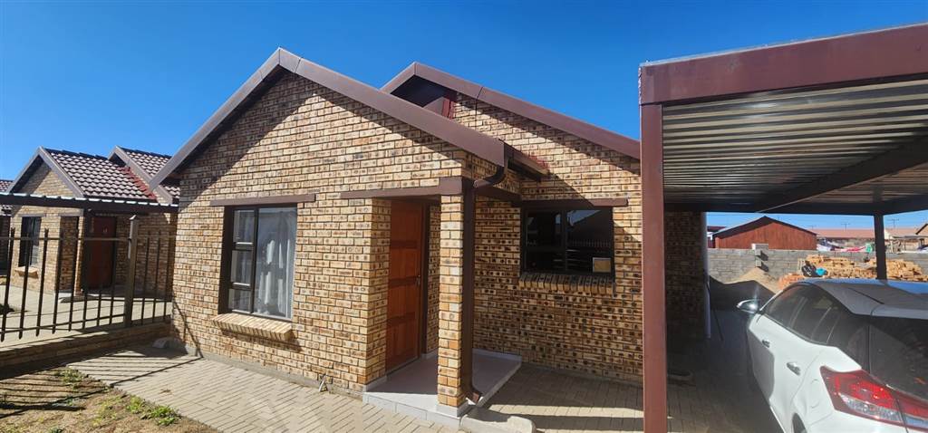 3 Bed House in Mandela View photo number 6