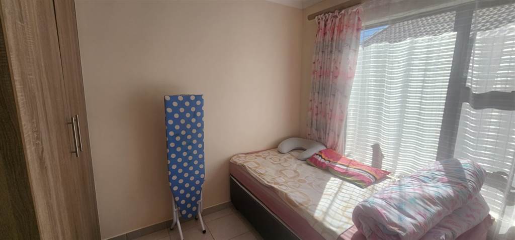 3 Bed House in Mandela View photo number 13