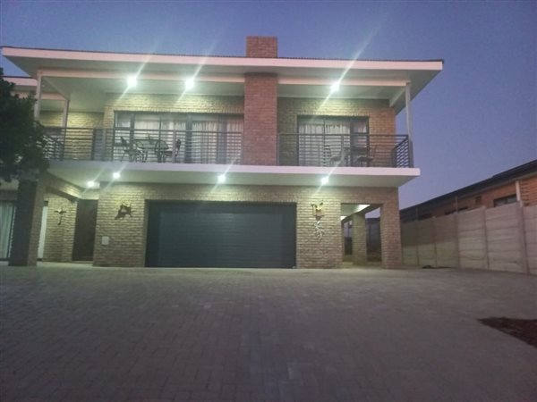 4 Bed House