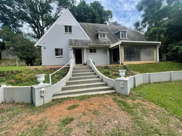 4 Bedroom Townhouse 4 Bedroom Townhouse