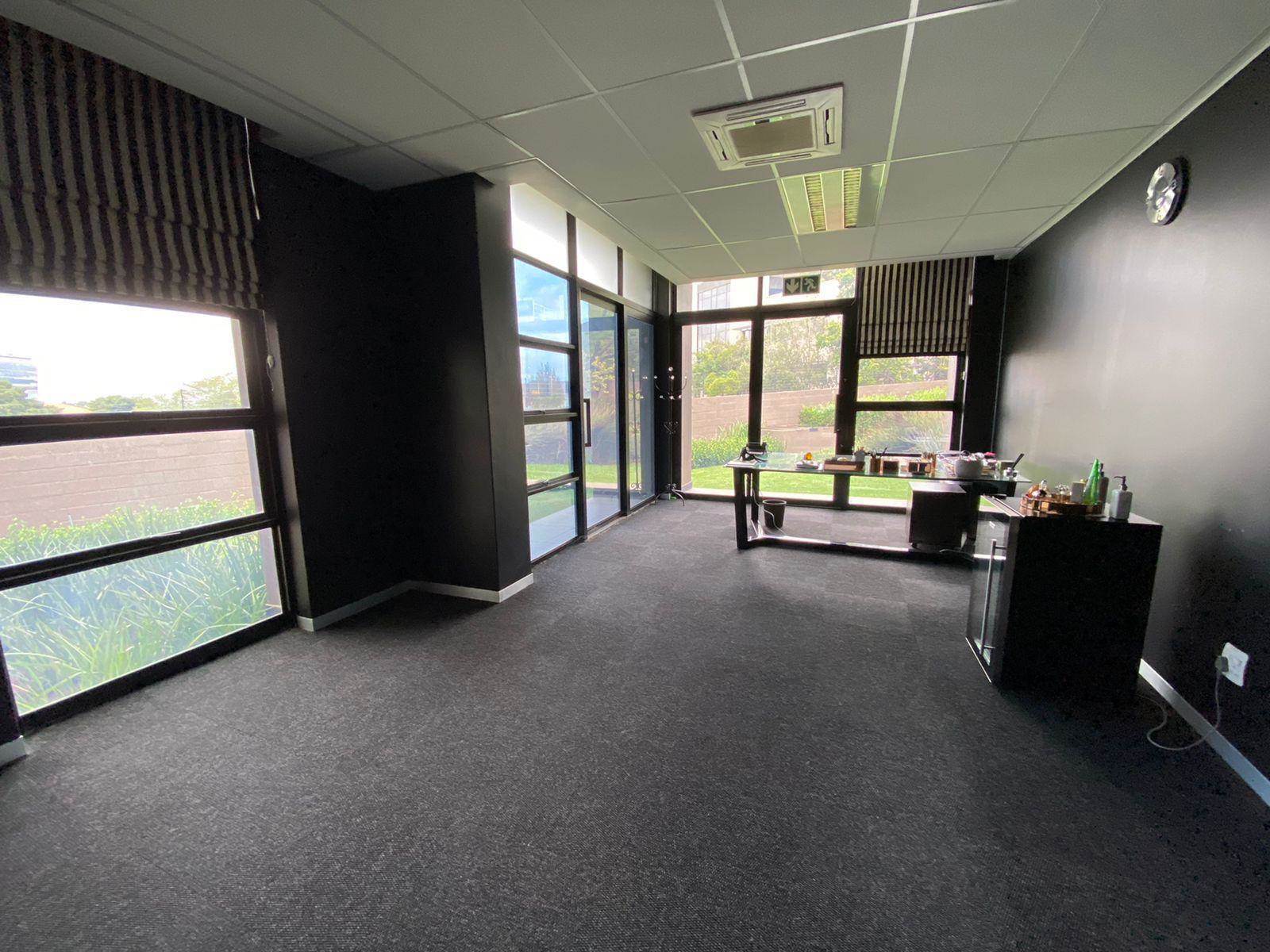 357  m² Commercial space in Sandown photo number 14
