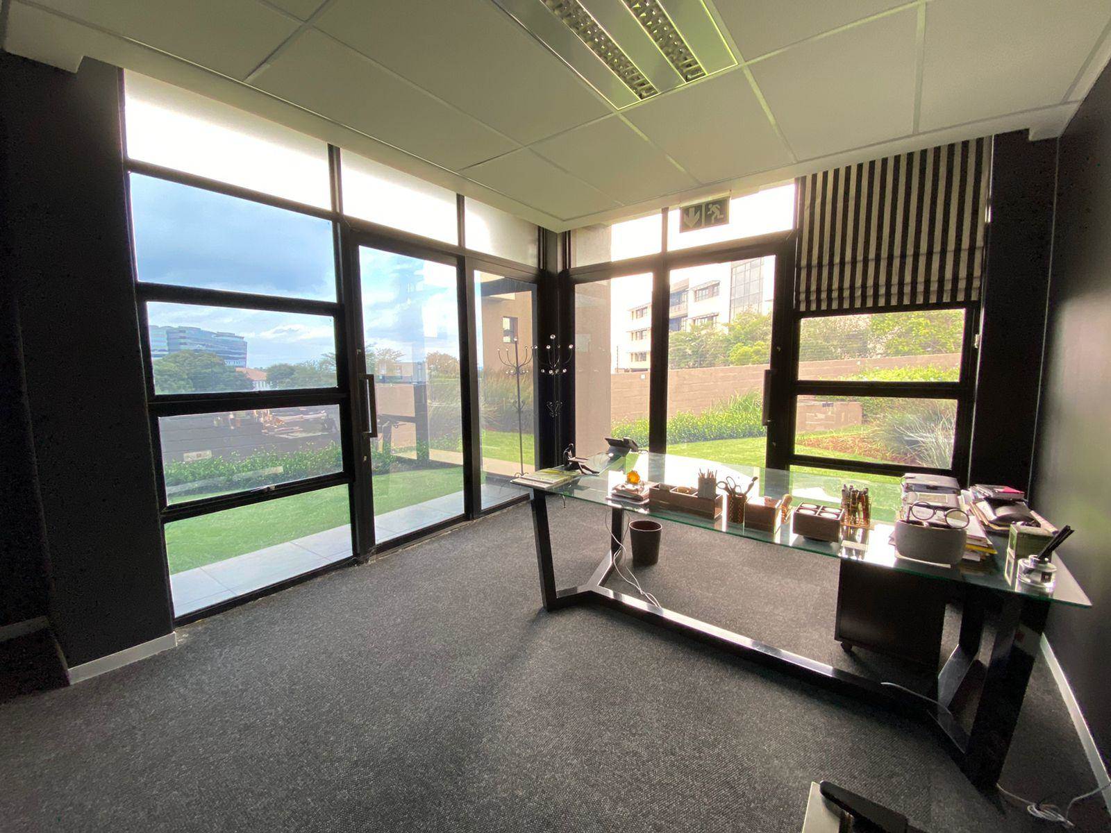 357  m² Commercial space in Sandown photo number 13