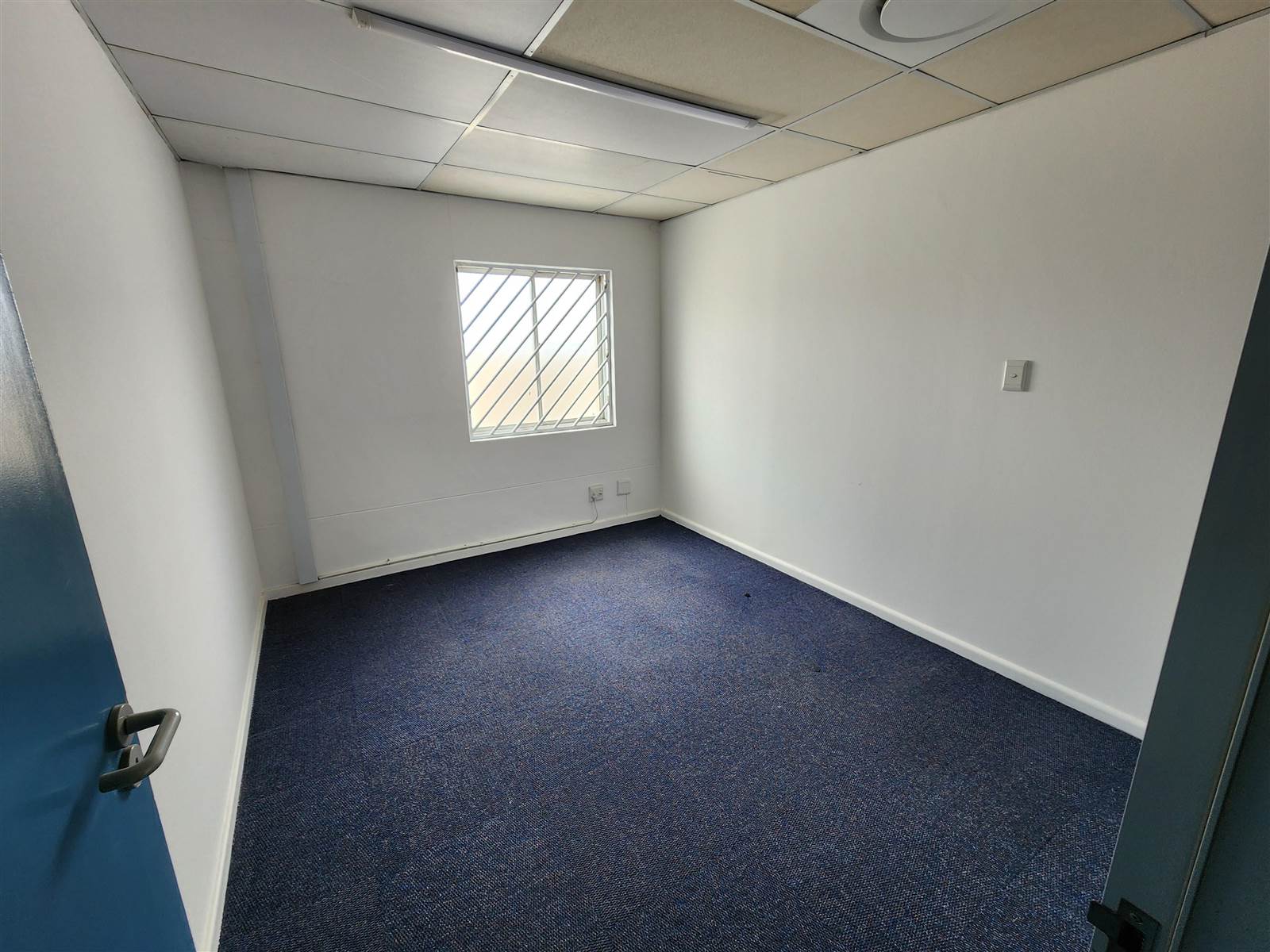 180  m² Commercial space in Athlone photo number 9